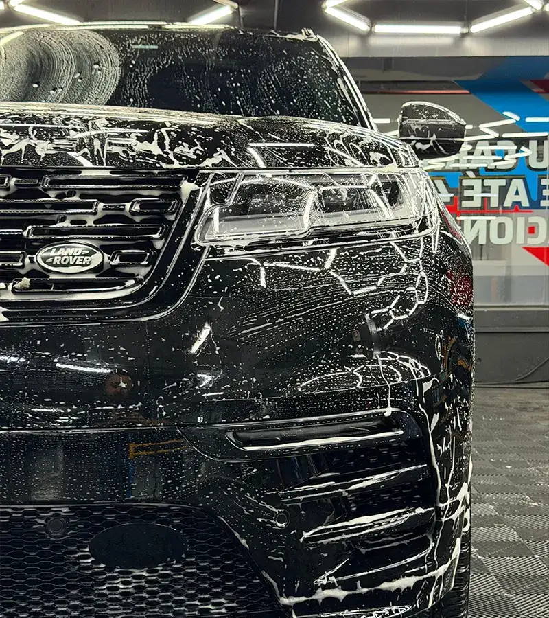 Limpeza técnica detalhada full detail em SUV premium na 4Fast Detail em Brasília